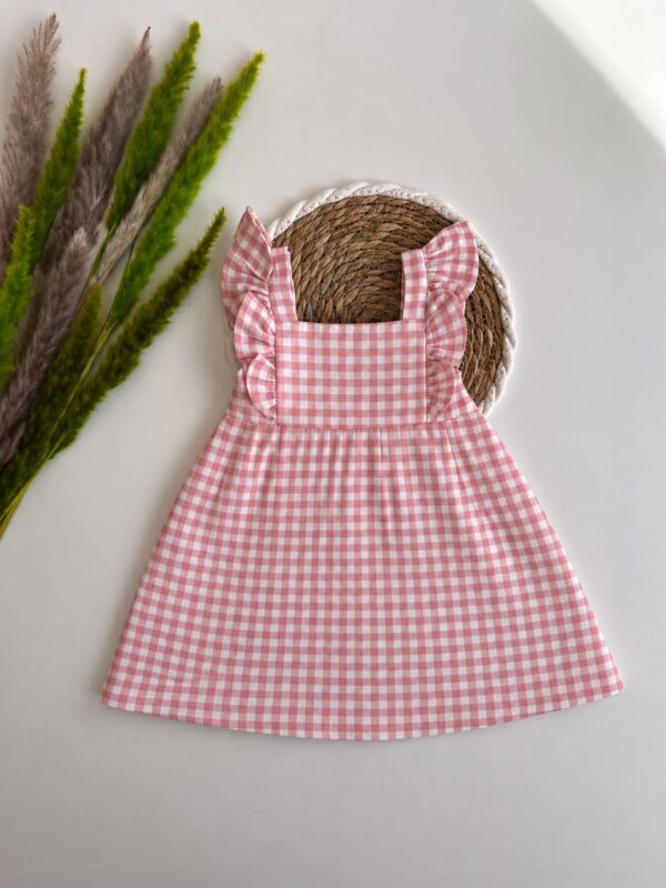 Vestido de Cuadros Vichy Rosa con Volantes